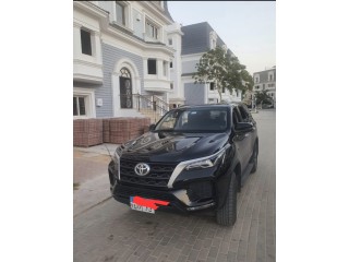 عروض خاصة على استئجار فورتشنر 4x4 بالسائق