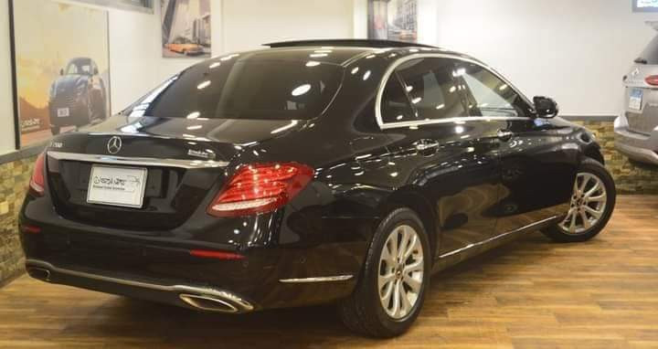 mercedes-benz-e200-exclusive-model-2017-big-4