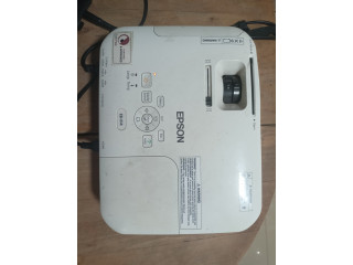 Epson EB-X14 Projector